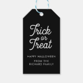 Trick oder behandeln Halloween Schwarz mit weißem Geschenkanhänger (Vorderseite)