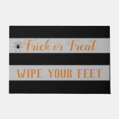 Trick oder behandeln Wischen Sie Ihre Füße Hallowe Fußmatte (Vorderseite)