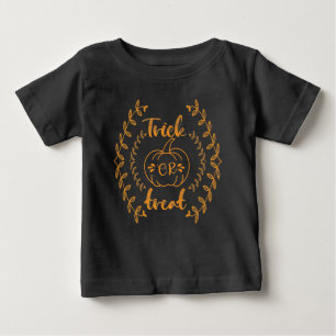 Trick oder Behandlung im Rahmen von Pflanze Baby T-shirt