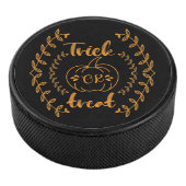 Trick oder Behandlung im Rahmen von Pflanze Eishockey Puck (3/4)