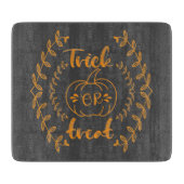 Trick oder Behandlung im Rahmen von Pflanze Schneidebrett (Vorderseite)