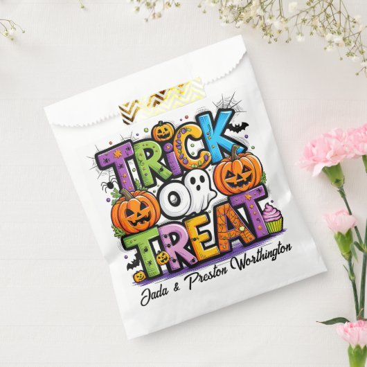 Trick oder Behandlung oder TRUNK oder Leckerei Geschenktütchen (Versiegelt)