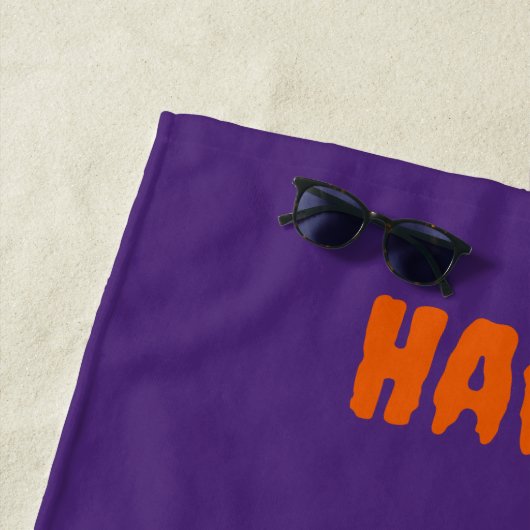 Trick oder Behandlung von Geist mit Kürbiskandy Ei Strandtuch (Beispiel)