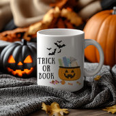 Trick oder Bücher Kaffeetasse