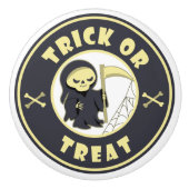 Trick oder Leckerbissen Halloween grimmigem Sensen Keramikknauf (Vorderseite)