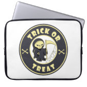 Trick oder Leckerbissen Halloween grimmigem Sensen Laptopschutzhülle (Vorderseite)