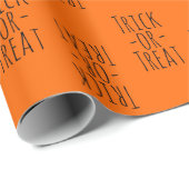 Trick-oder-Leckerei Halloween Black on Orange Geschenkpapier (Rolleneckpunkt)