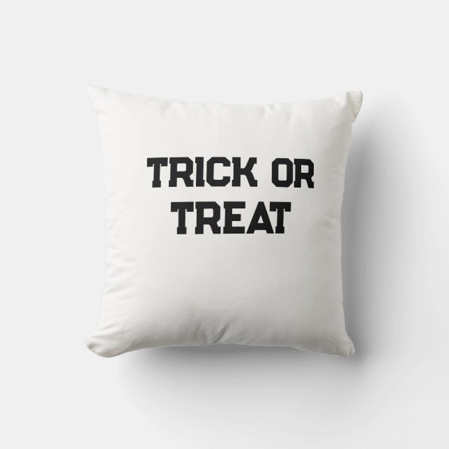 Trick oder. Leckerei Halloween schwarz schlicht Mi Kissen (Vorderseite)