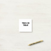 Trick oder. Leckerei Halloween schwarz schlicht Mi Post-it Klebezettel (Auf Schreibtisch)