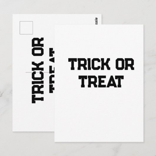 Trick oder. Leckerei Halloween schwarz schlicht Mi Postkarte (Vorne/Hinten)