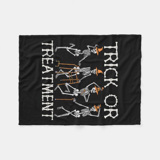 Trick oder PT Physical Therapy Therast Halloween Fleecedecke (Vorderseite (Horizontal))