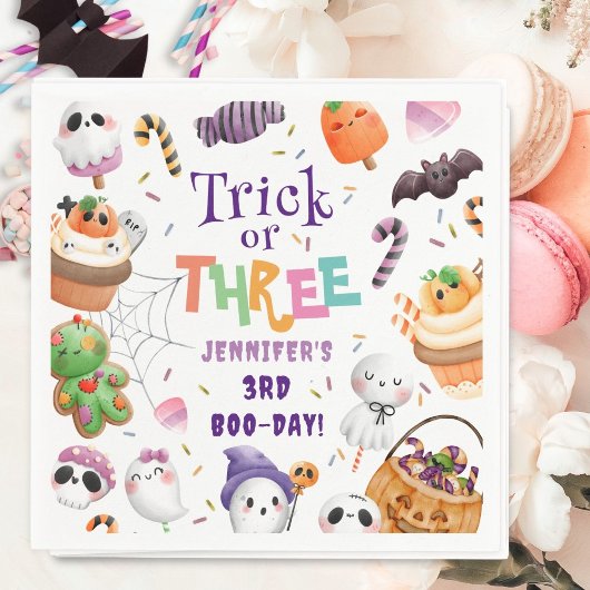 Trick oder Three! Niedliches Lila Halloween 3. Geb Serviette