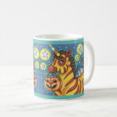 TRICK ODER TREAT BAT WING ZEBRA, NIEDLICH HALLOWEN KAFFEETASSE (VorderseiteRechts)