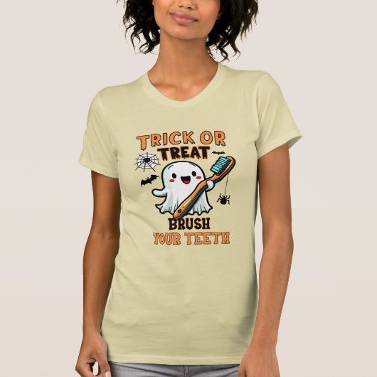 Trick oder Treat Brush Ihre Zähne Niedliches Hallo T-Shirt (Vorderseite)