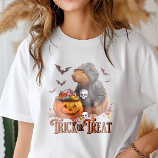 Trick oder Treat Capybara Halloween Funny Tri-Blend Shirt