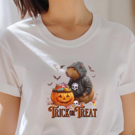 Trick oder Treat Capybara Halloween Funny Tri-Blend Shirt