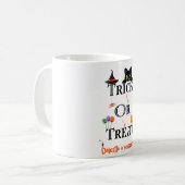 Trick oder Treat - Dolcetto o Scherzetto Halloween Kaffeetasse (Vorderseite Links)