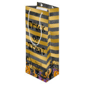 Trick oder Treat Geschenktüte Für Weinflaschen (Rückseite Schrägansicht)