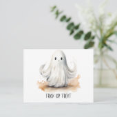 Trick oder Treat Ghost Halloween Feiertagspostkarte (Stehend Vorderseite)