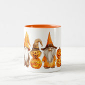 Trick oder Treat Gnomes Zweifarbige Tasse (Mittel)