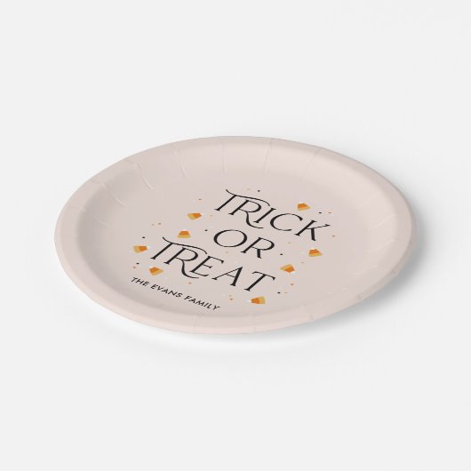 Trick oder Treat Halloween-Party Teller (Schrägansicht)