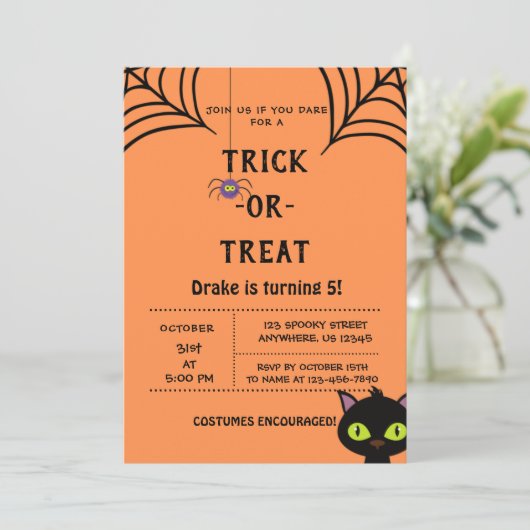 Trick oder Treat, Halloween Spiders Einladung (Stehend Vorderseite)