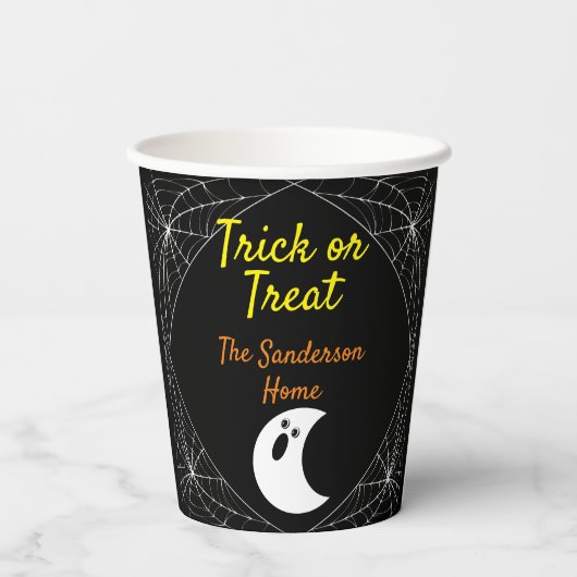 Trick oder Treat Minimalistisch Ghost Halloween Fa Pappbecher (Rückseite)