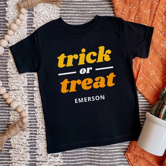 Trick oder Treat Mit Monogramm Halloween Baby T-shirt