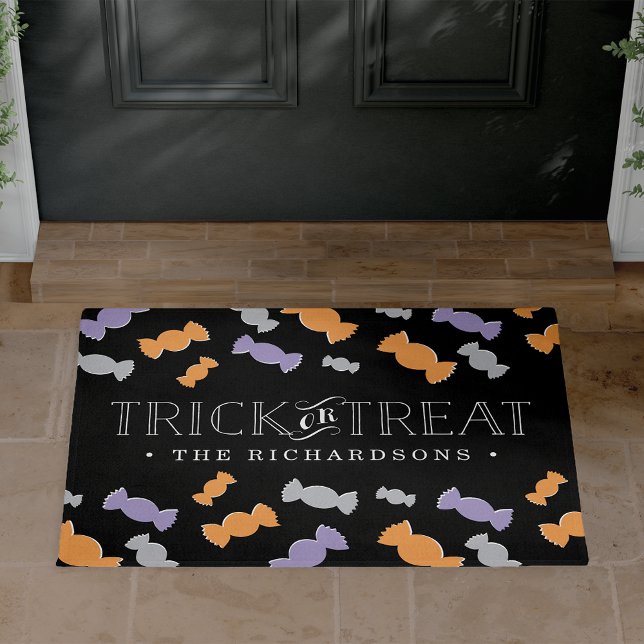 Trick oder Treat Personalisiertes Halloween Fußmatte (Von Creator hochgeladen)