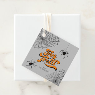 Trick oder Treat Typografie mit Spinnen ID680 Geschenkanhänger