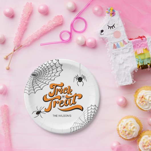 Trick oder Treat Typografie mit Spinnen ID680 Pappteller (Party)