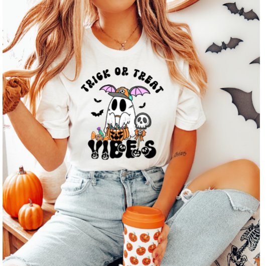 Trick oder Treat Vibes Retro Ghost Candy Halloween T-Shirt