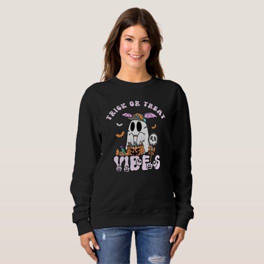 Trick oder Treat Vibes Retro Ghost Halloween Sweatshirt (Vorne ganz)