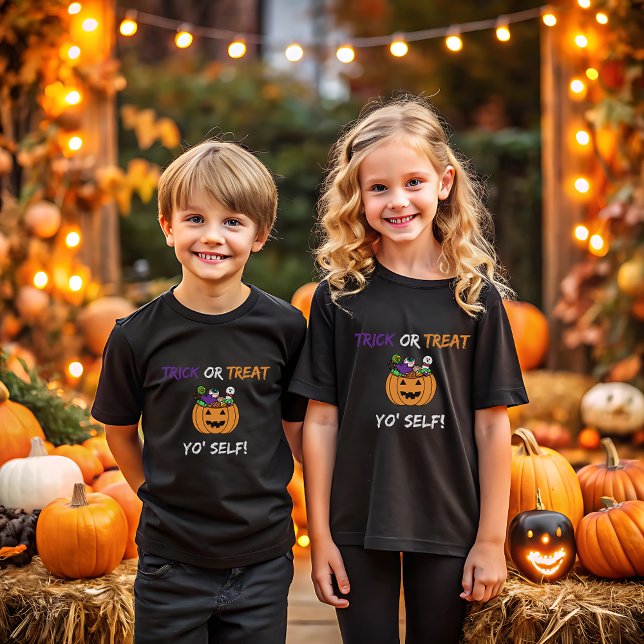 Trick oder Treat Yo’ Self Funny Candy Halloween Tri-Blend Shirt (Trick Or Treat Yo' Self Halloween Tshirt)