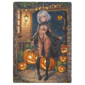Trick oder Treater, mutiges Halloween-Kostümmädche Klemmbrett (Rückseite)