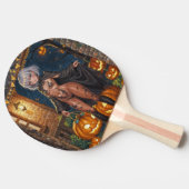Trick oder Treater, mutiges Halloween-Kostümmädche Tischtennis Schläger (Seitenansicht)