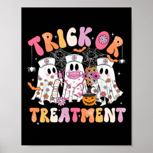 Trick oder Treatment Ghost Nurse Halloween Kostüm  Poster