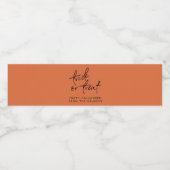 Trick oder Treten Halloween-Party Gutes Orangenwas Wasserflaschenetikett (Einzelnes Label)