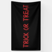 Trick oder Treten schwarzen roten Bluttext Hallowe Banner (Vertikal)
