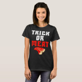 Trick Or Meat Halloween Bbq Grill Funny Beef T-Shirt (Vorne ganz)