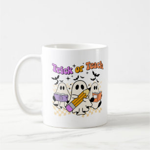 Trick or teeach Retro Halloween Teacher Tshirt Kaffeetasse