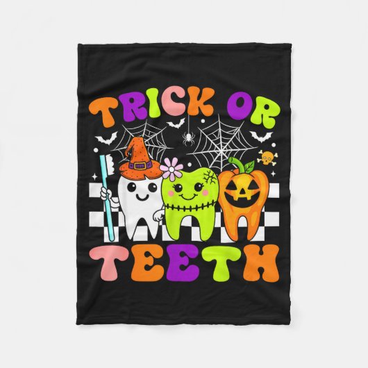 Trick Or Teeth Funny Dental Halloween Costumes Tre Fleecedecke (Vorderseite)