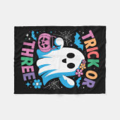Trick Or Three Cute Ghost Groovy 3rd Birthday Girl Fleecedecke (Vorderseite (Horizontal))