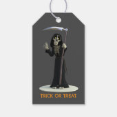 Trick or Treat. Cartoon Grim Reaper Geschenkanhänger (Vorderseite)