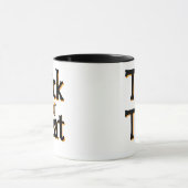 "Trick or Treat" - Klassisches Halloween Schriftar Tasse (Zentrum)
