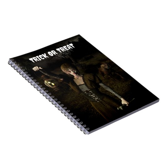 Trick or Treat. Thin female carrying lamp Notizblock (Rechte Seite)