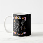 Trick or Treatment Pt Physical Therapist H Kaffeetasse (Links)