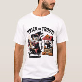 Trick or Trout! Funny Witch Cat Tee (Vorderseite)