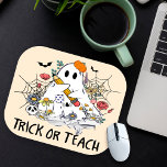 Trick von Teach Mousepad , Lehrer für Hallowen<br><div class="desc">Abmessungen: 9.25" in x 7.75" in hoher Qualität, vollfarbiger Druck Dauerhaft, Staub und farbenbeständige Stoffabdeckung Rutschsicherung Designer Tipp: Um den hochwertigen Druck zu gewährleisten. Dieses hochwertige Mousepad ist ein ansprechender Akzent auf dem Schreibtisch und bietet eine glatte, konsistente und dauerhafte Oberfläche. Mit personalisiertem Design-Druck wird es ein attraktives Dekor auf...</div>