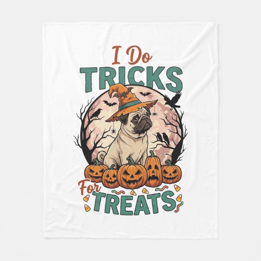 Tricks Behandlungen Halloween Mops Hexenhut Kürbis Fleecedecke (Vorderseite)